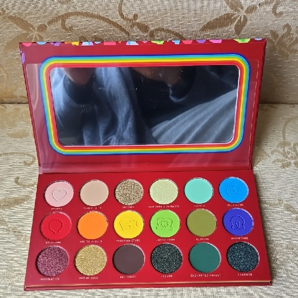 Morphe x Lucky Charms Eyeshadow Palette in with Multicolor Shades
